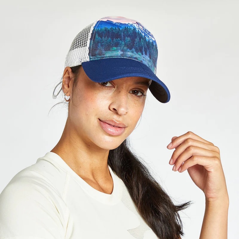 Oiselle Runner Trucker, NWT